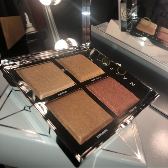 Jaclyn Hill Highlighter Palette - Picture 1 of 5
